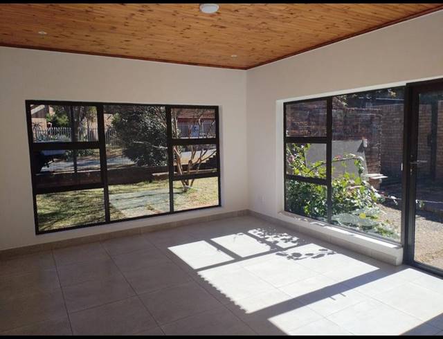 3 BEDROOM HOUSE FOR SALE IN VANDERBIJLPARK SE 3